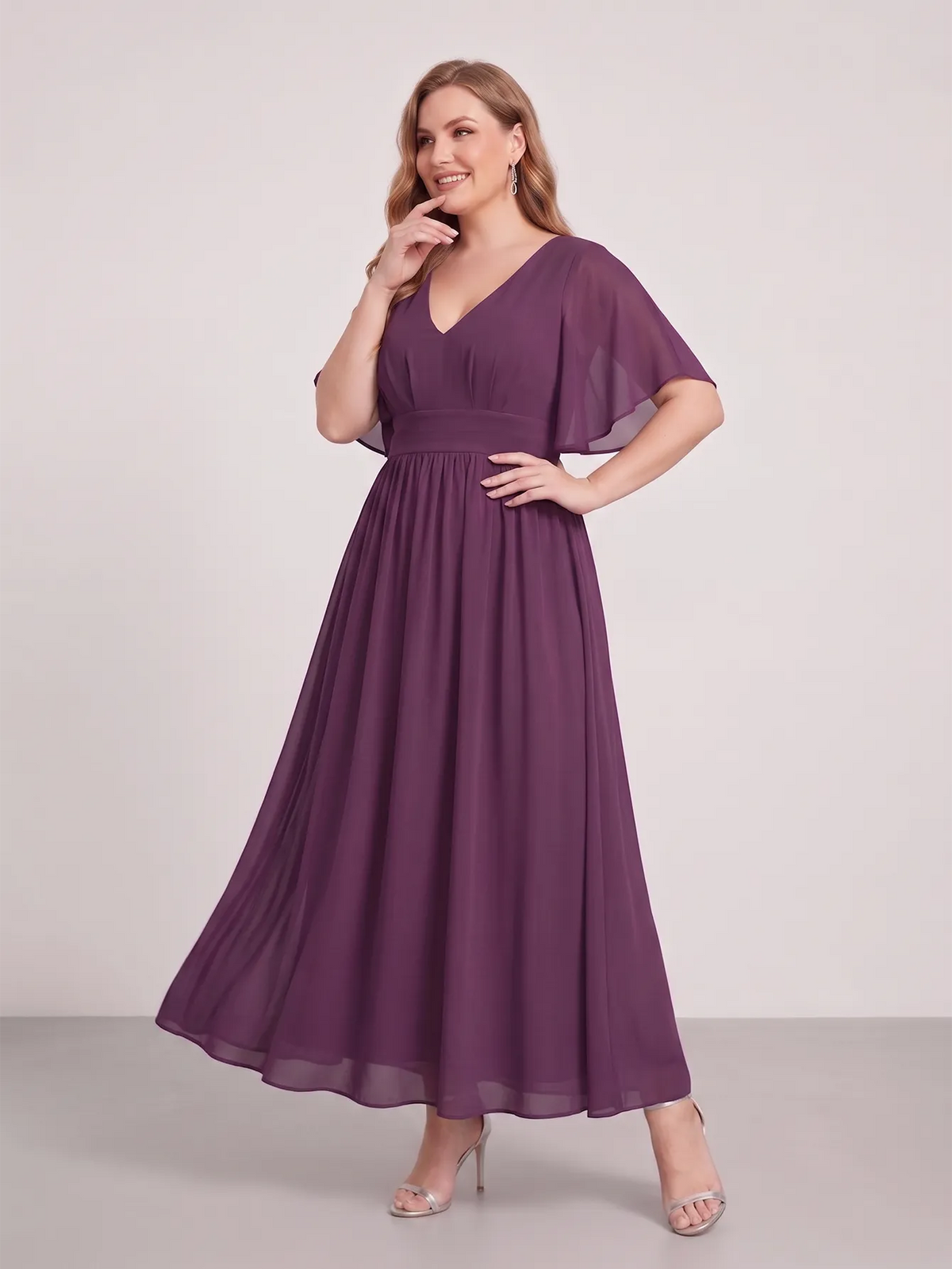 Larui Plus Size Women‘s V-Neck Chiffon Ruffles Sleeves Dress