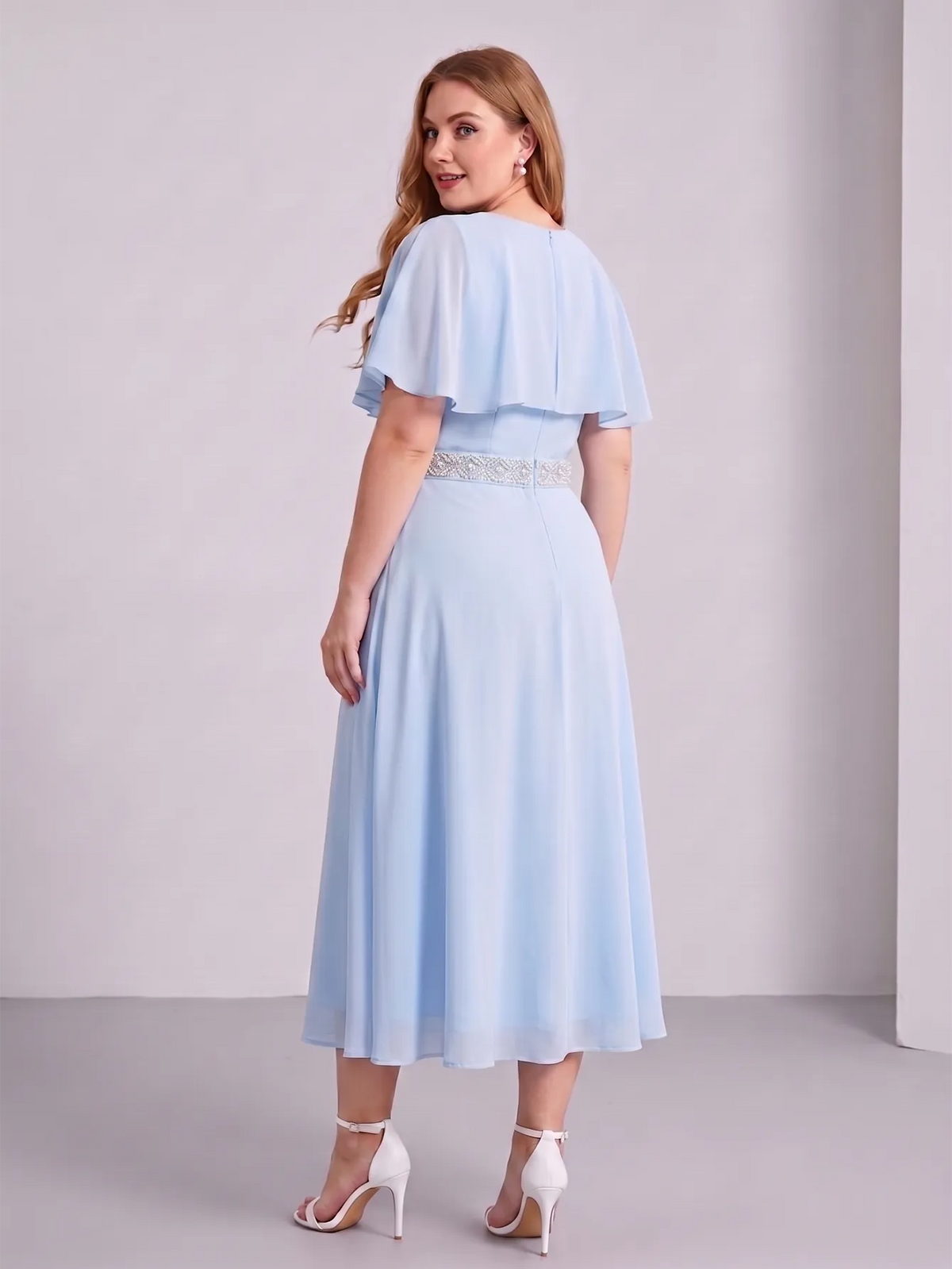 Larui Plus Size Women‘s Cape Sleeves Chiffon Midi Dress