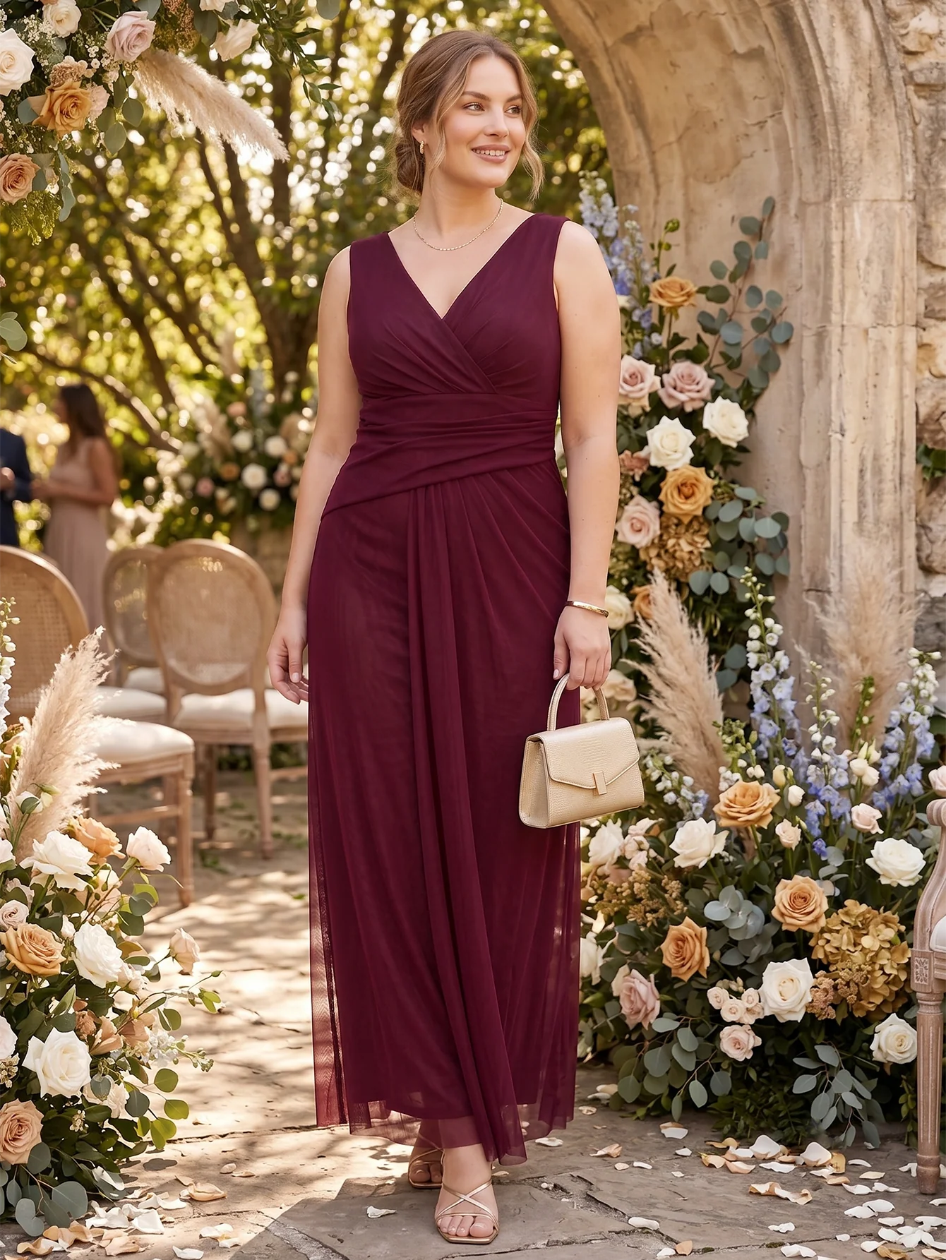 Larui Plus Size Evening Dress with Mesh Stretch Fit and Pleats