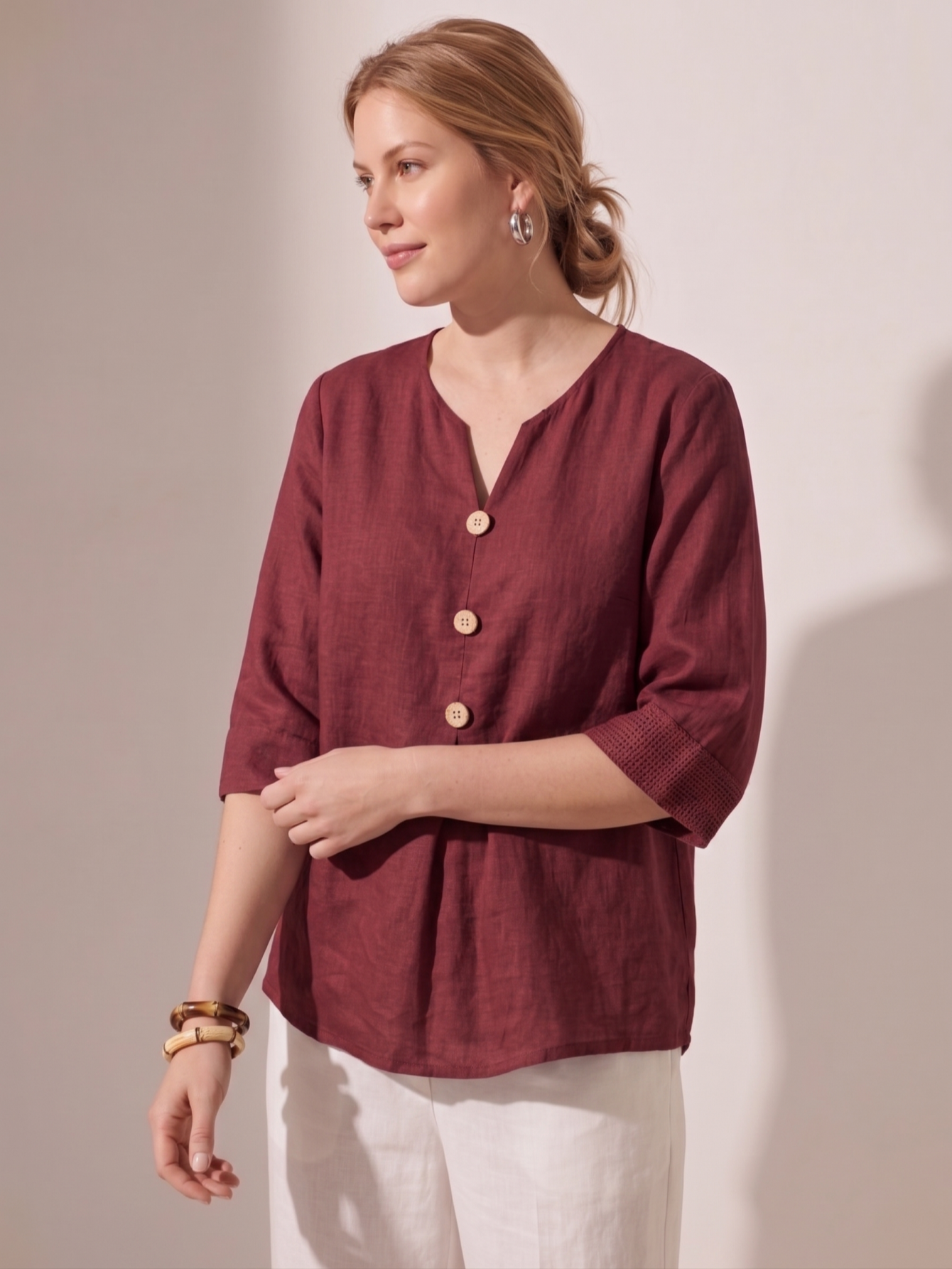 Larui Women's Plus-Size Linen V-Neck 3/4 Sleeve Top