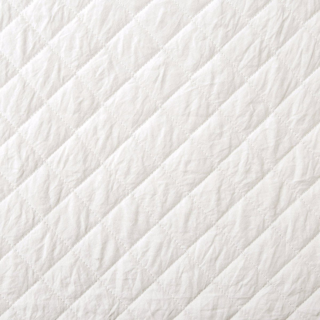 Ava Diamond Oversized Cotton Quilt Set