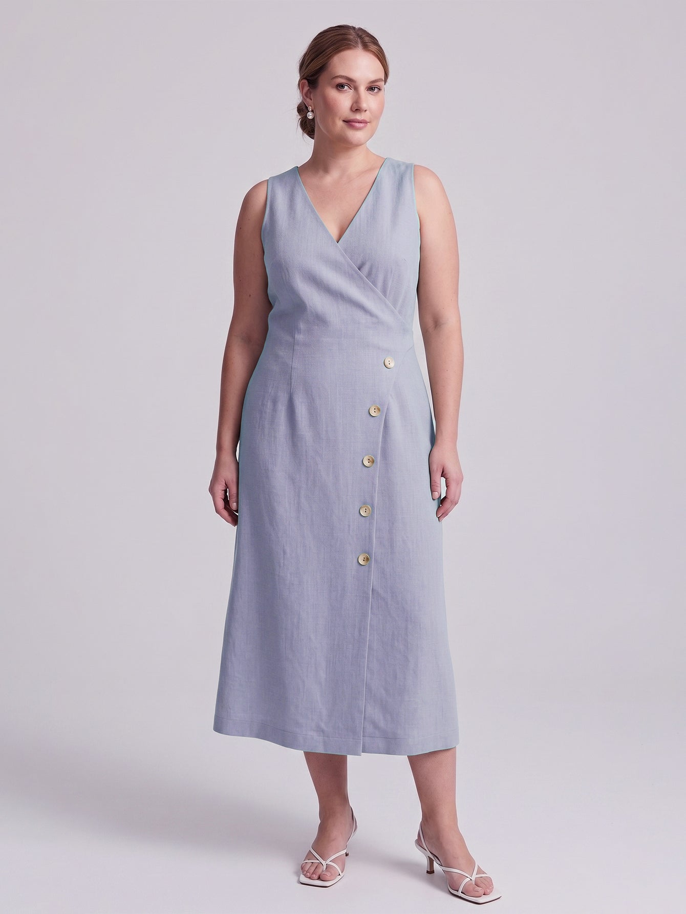 Larui Plus Size Elegant Button-Down Linen Dress