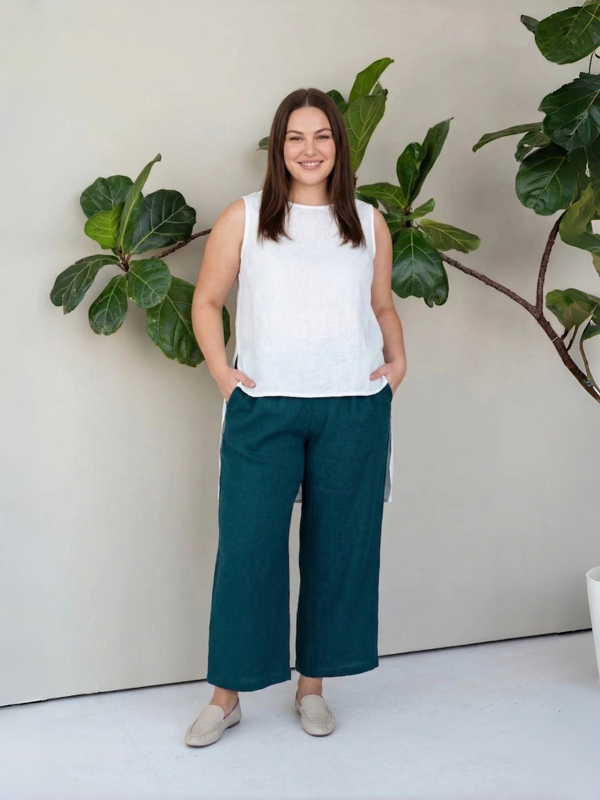 Larui Plus Size Women's Linen Casual Sleeveless Vest