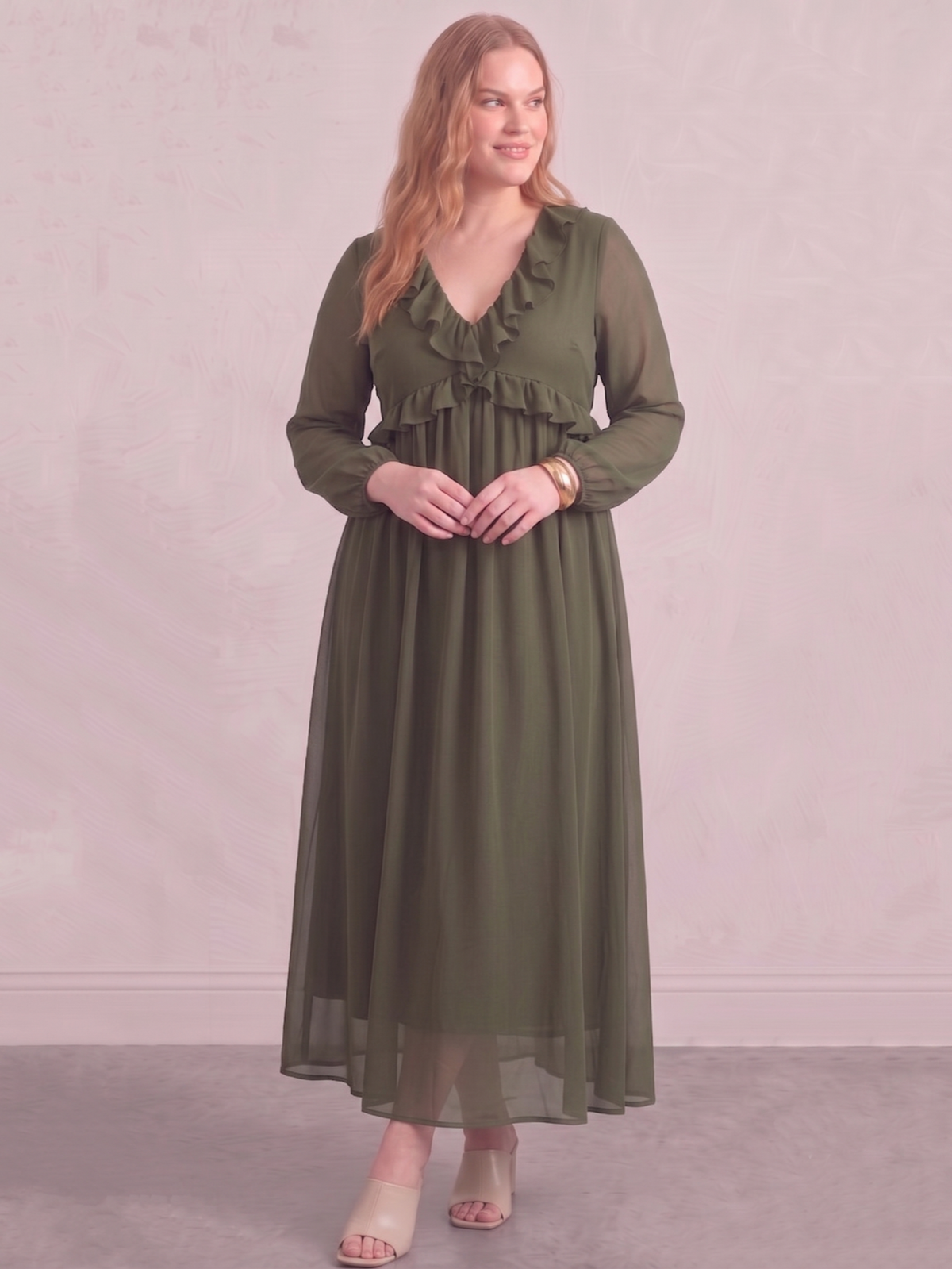 Larui Plus Size Women‘s Chiffon Ruffled V-Neck Dress
