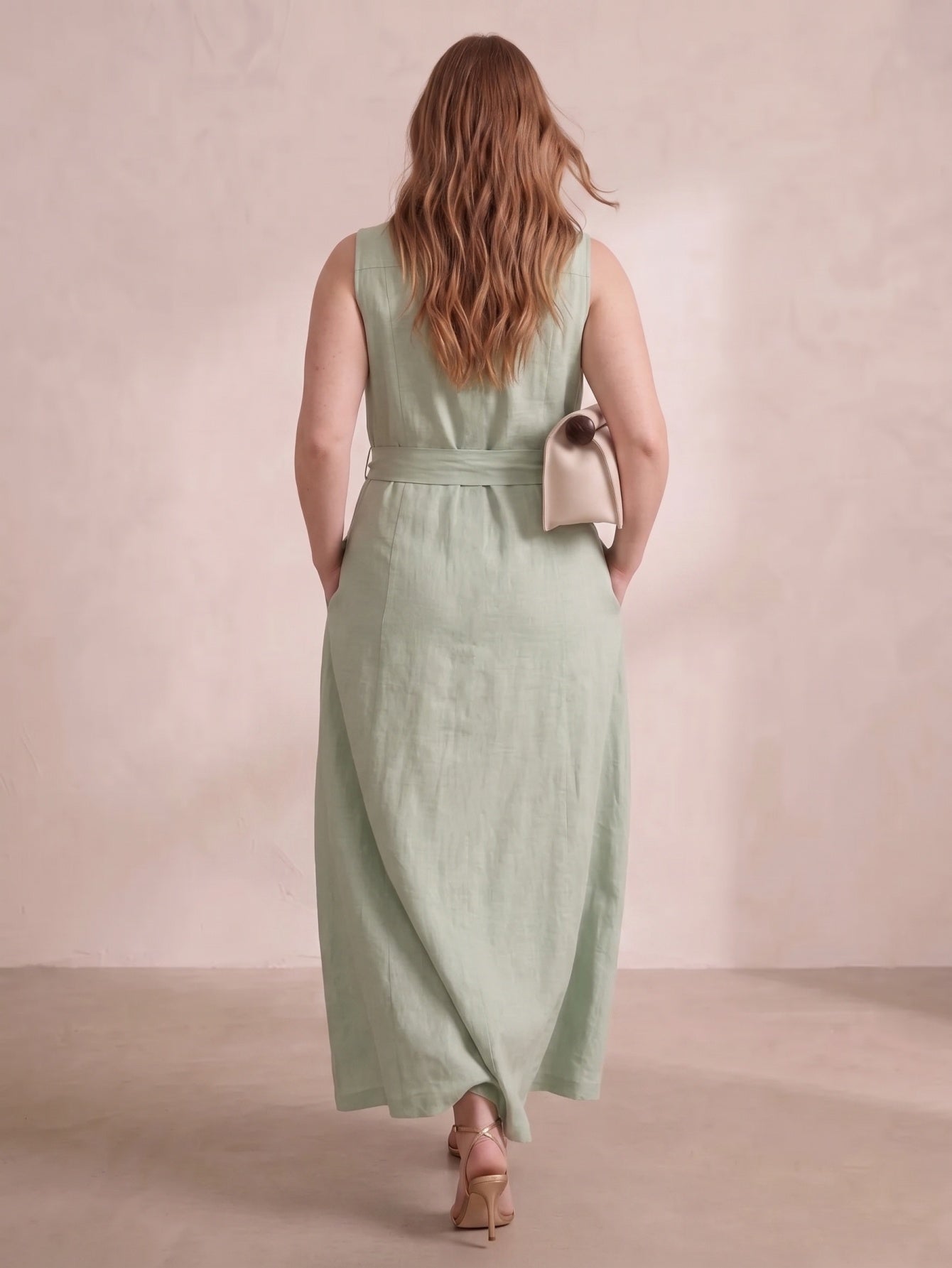 Larui Plus Size Women's Sleeveless Collared Linen Dress with Belt