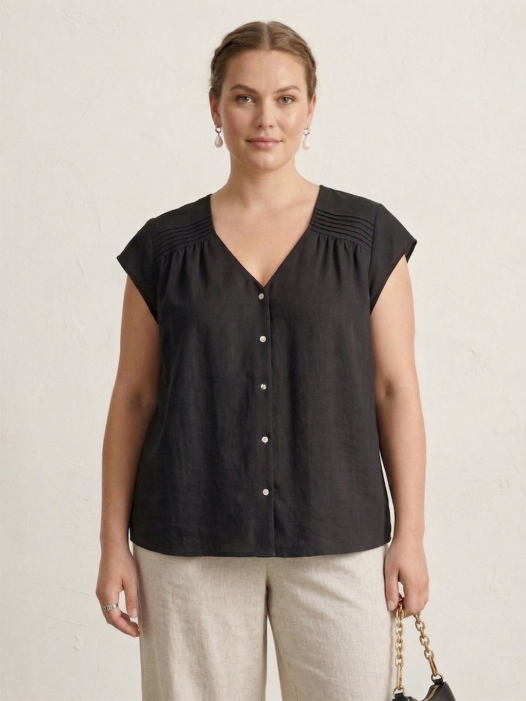 Larui Plus Size Women's Elegant Pleated Shirt