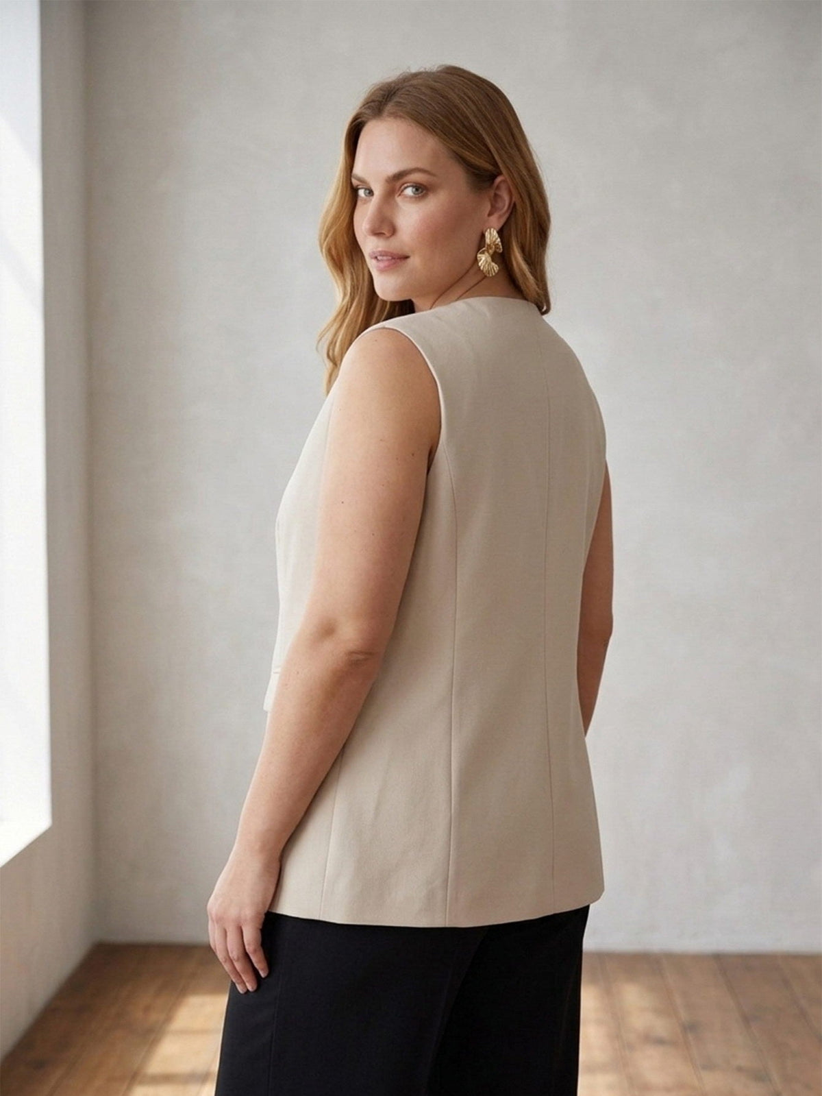 Larui Plus Size Women's Linen Pocket Sleeveless Vest Waistcoat Jacket