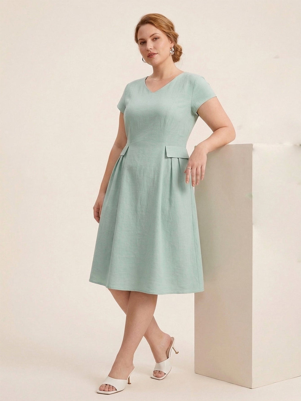 Larui Plus Size Elegant Pleated Dress