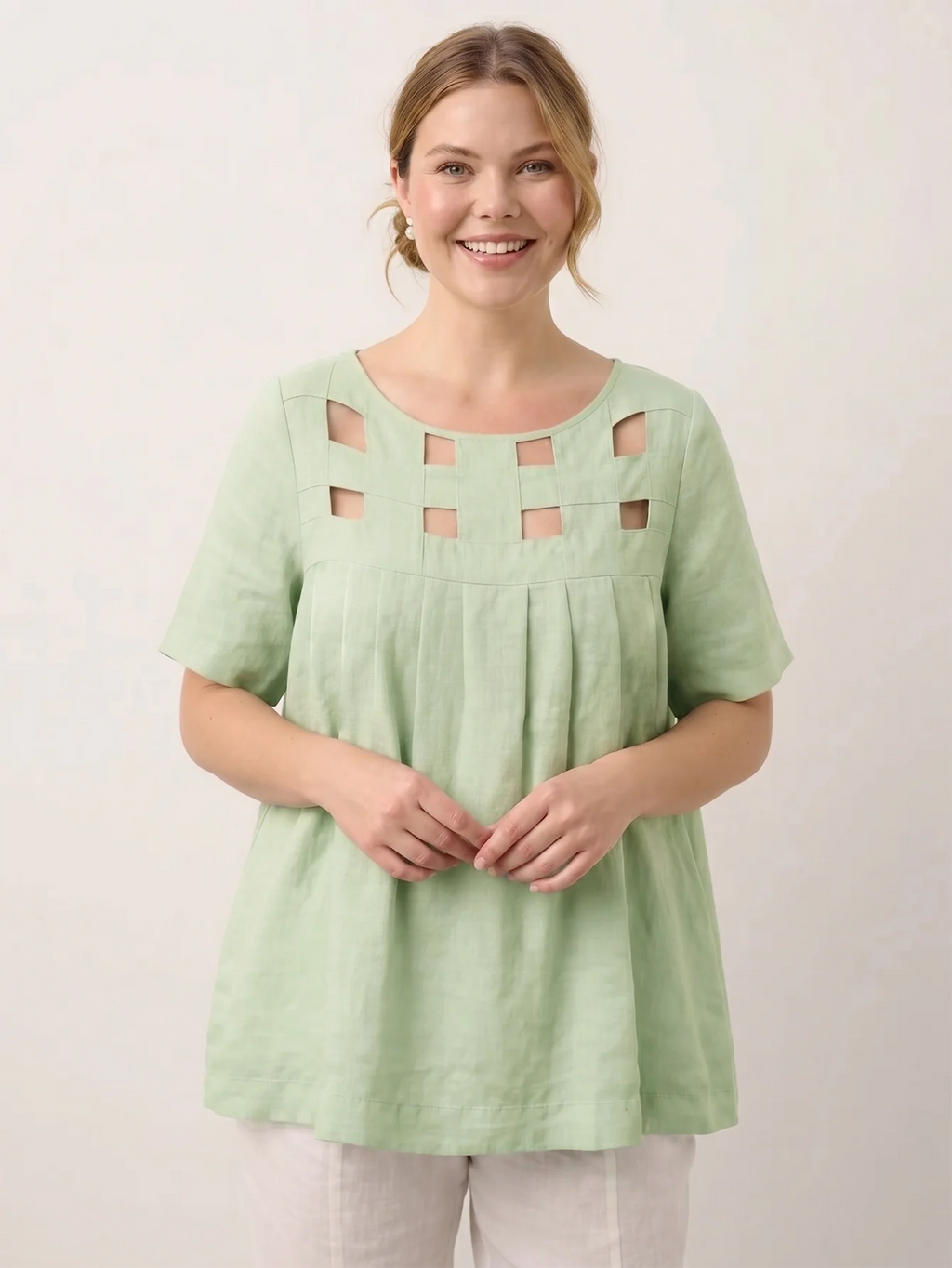 Larui Plus Size Women's Vacation Linen A-Line Top With Cutout Design