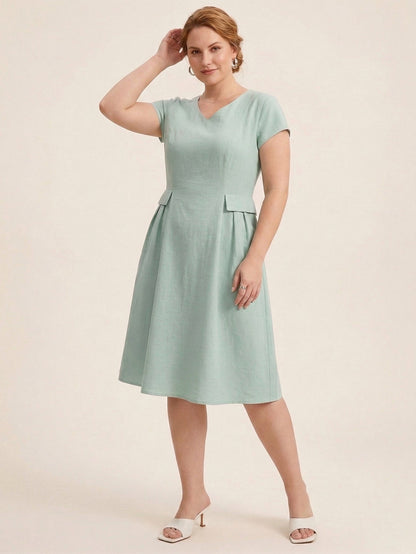 Larui Plus Size Elegant Pleated Linen Dress