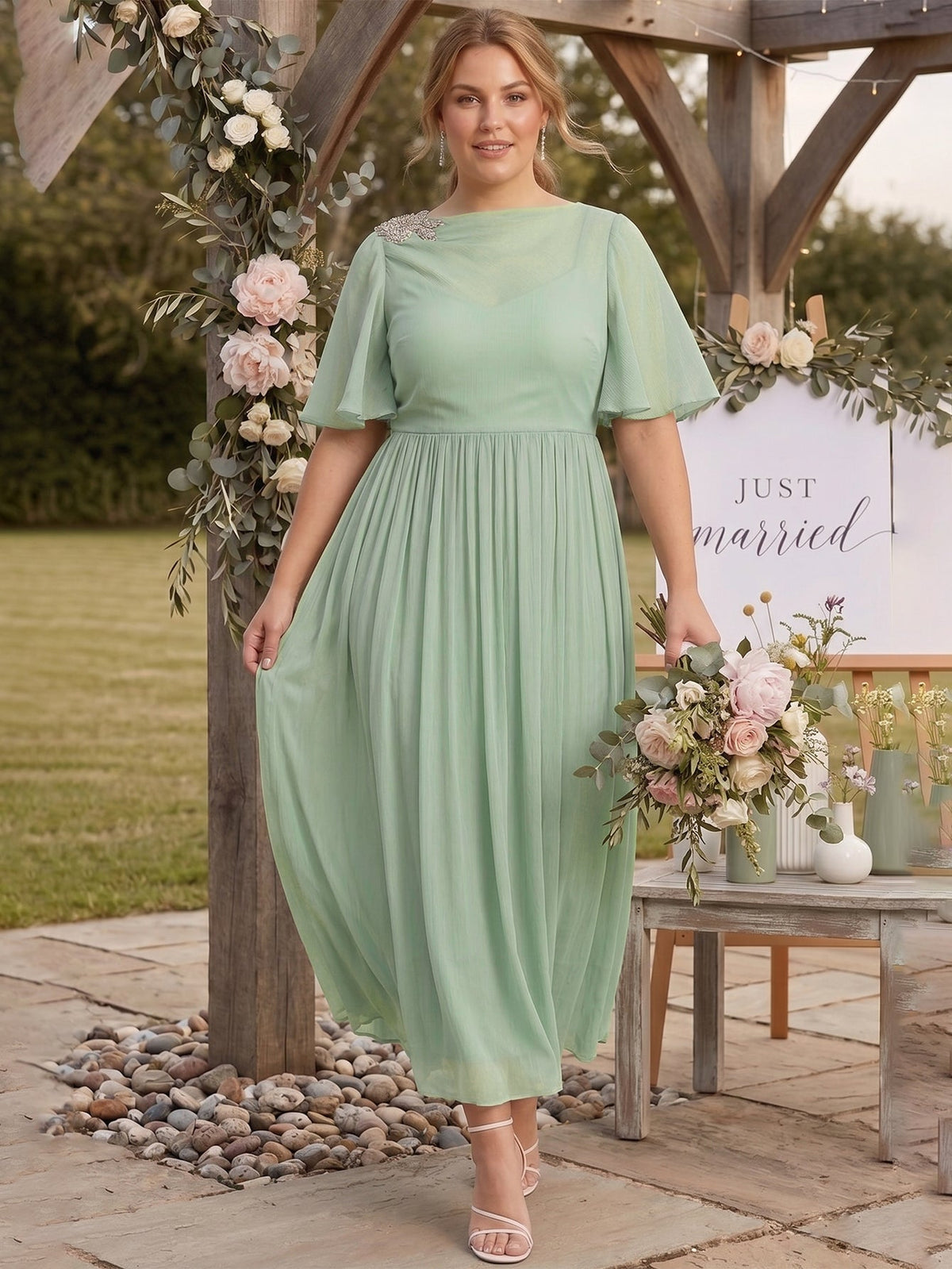 Larui Plus Size Women's Chiffon Dress