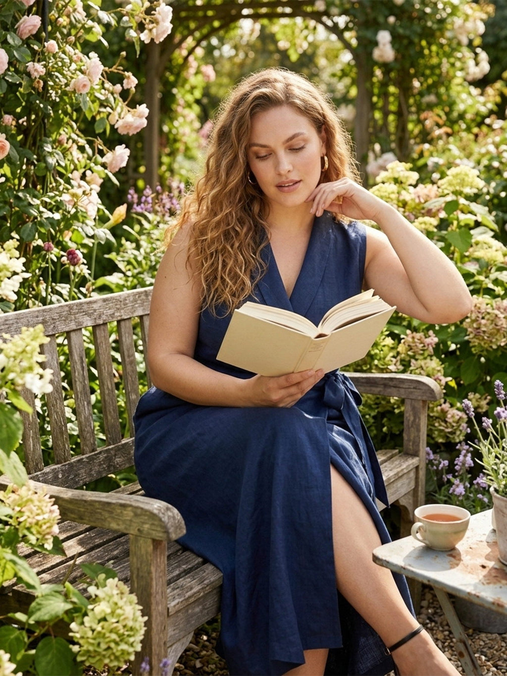 Larui Plus Size Women‘s Linen  V-Neck Sleeveless Dress