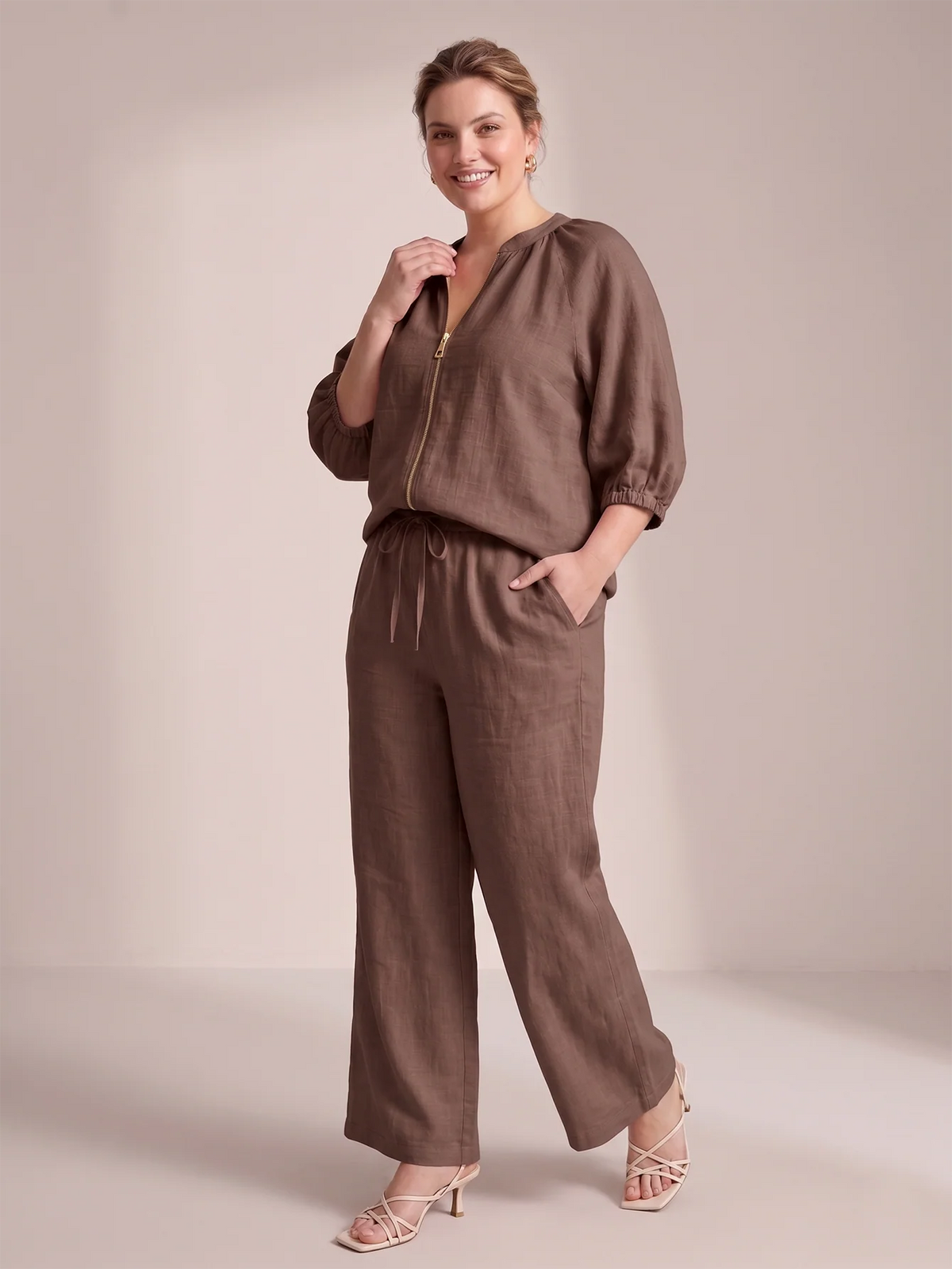 Larui Plus Size Women's Three-Quarter Sleeve Top and Pants Two-Piece Linen Set