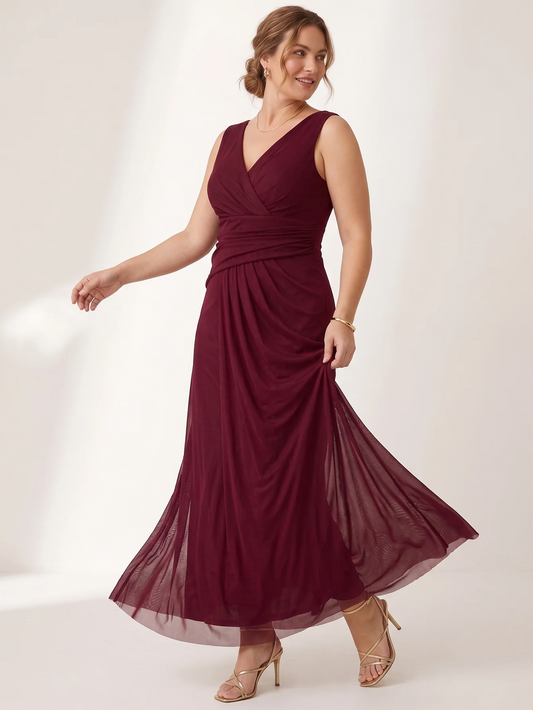 Larui Plus Size Evening Dress with Mesh Stretch Fit and Pleats