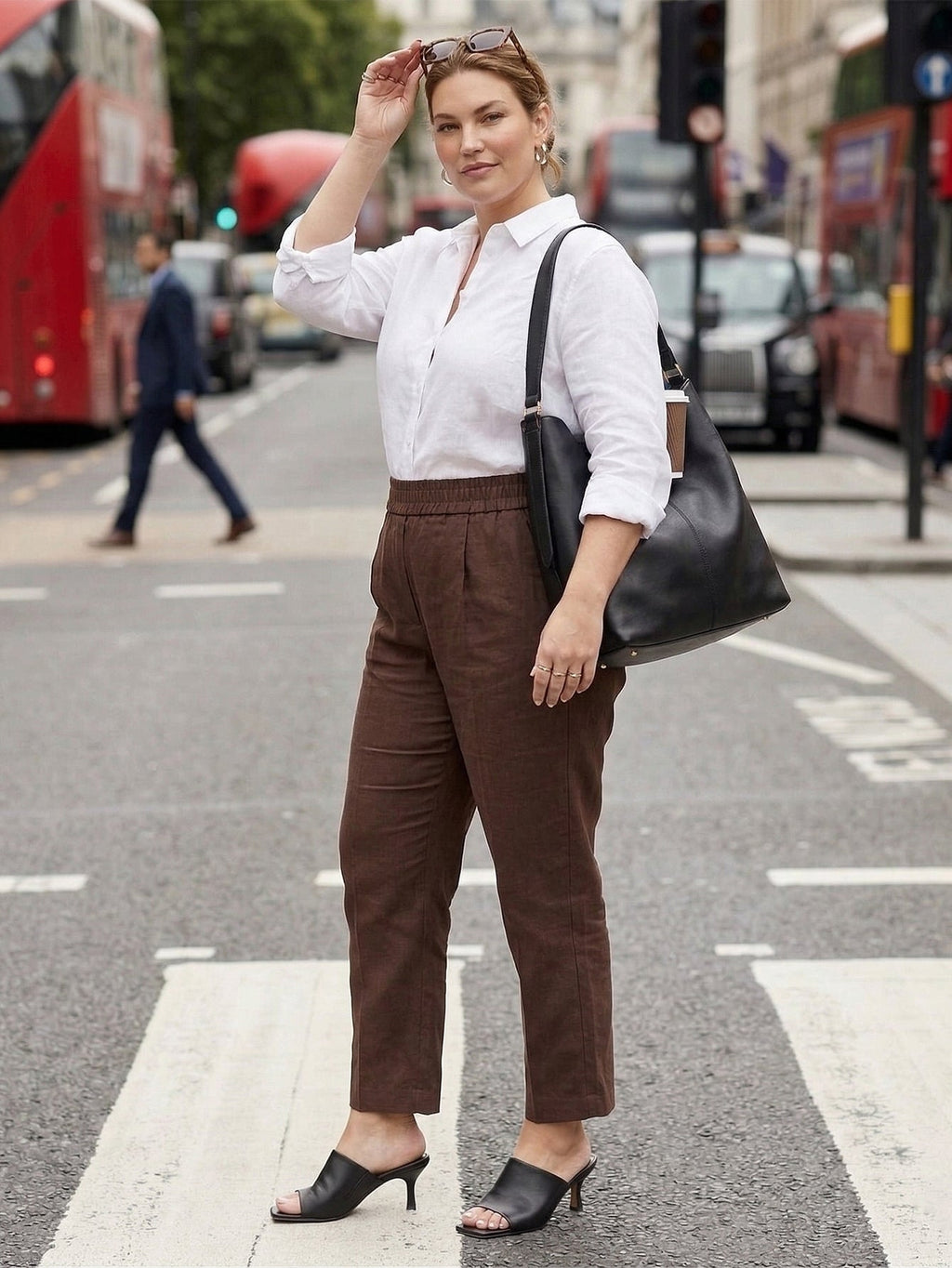 Larui Plus Size Women's Cropped Linen Trousers