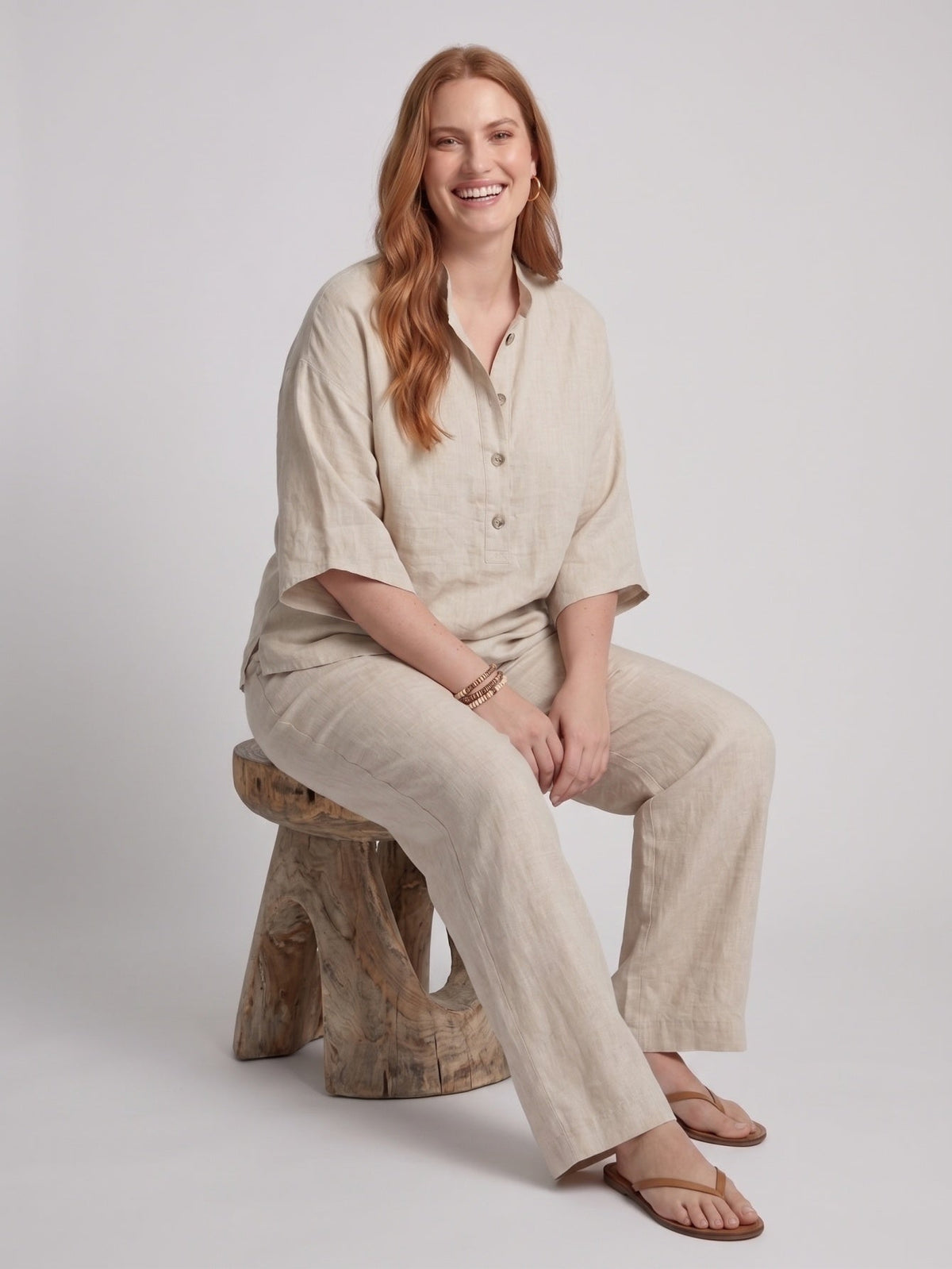 Larui Plus Size Women's V-Neck Button-Detail Casual Linen Set