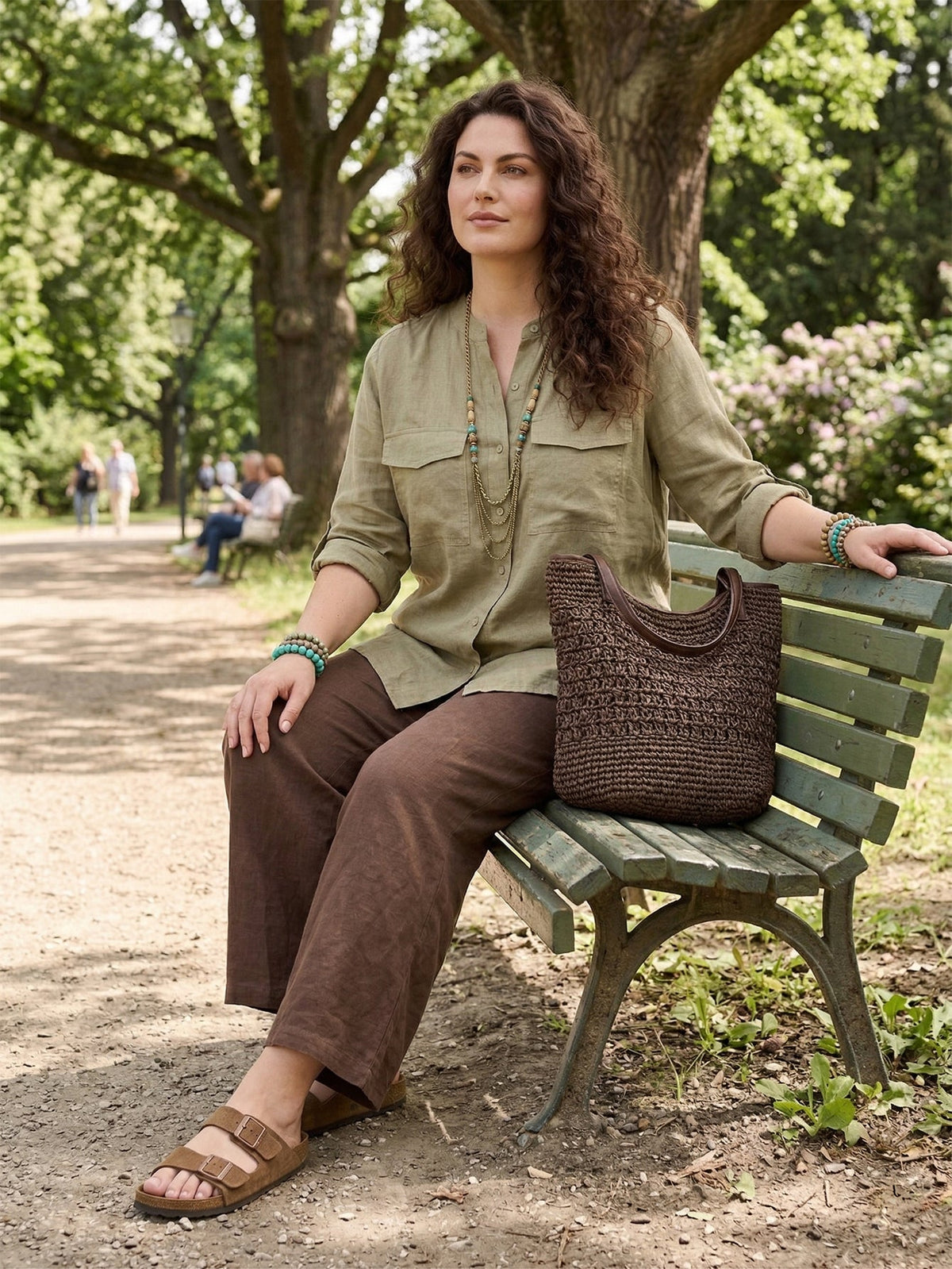 Larui Plus Size Women's Elegant Linen Pocket Shirt