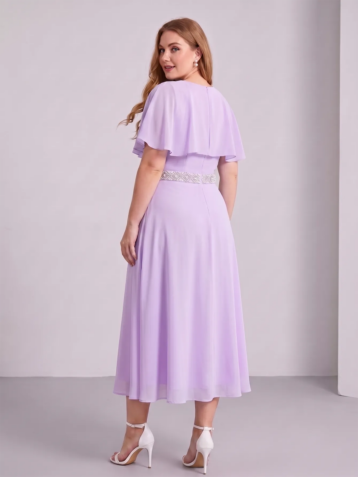 Larui Plus Size Women‘s Cape Sleeves Chiffon Midi Dress