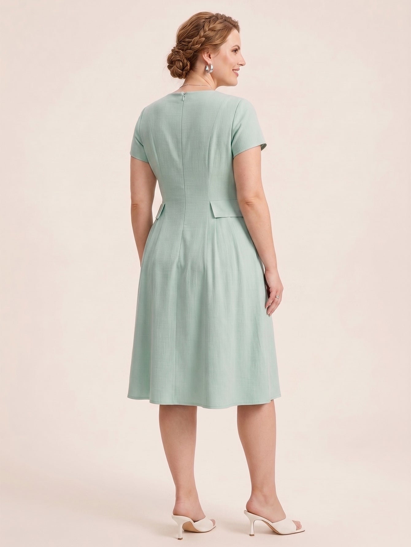 Larui Plus Size Elegant Pleated Dress