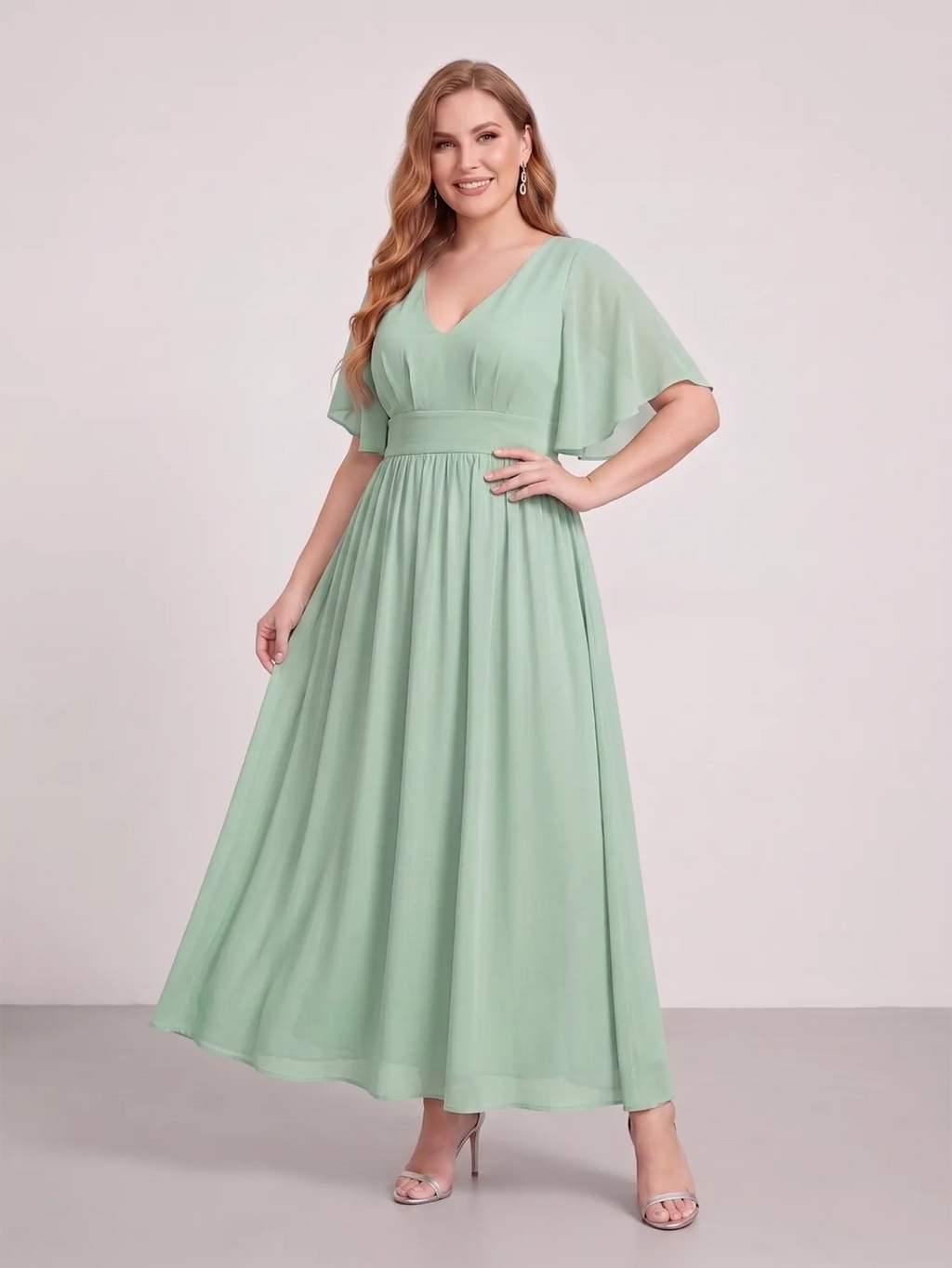 Larui Plus Size Women‘s V-Neck Chiffon Ruffles Sleeves Dress