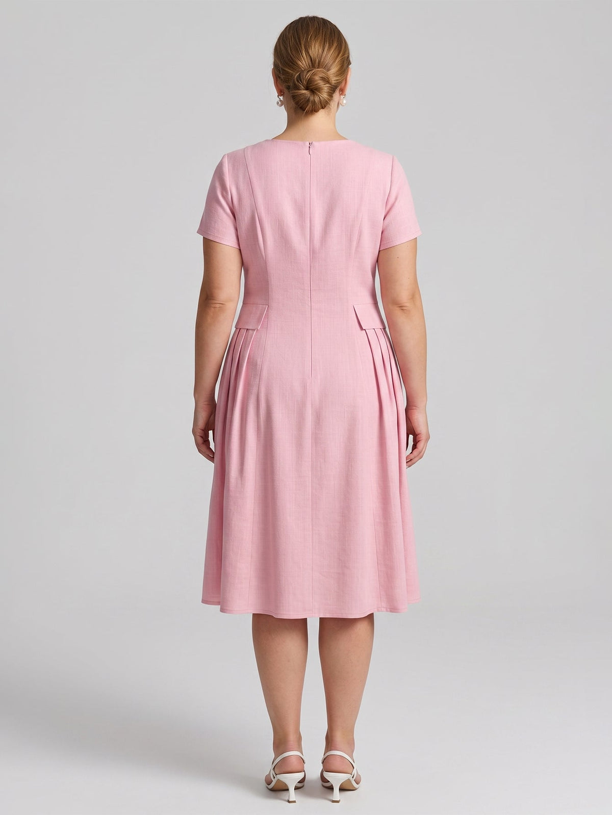 Larui Plus Size Elegant Pleated Linen Dress