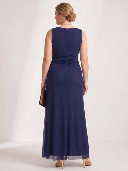 Larui Plus Size Evening Dress with Mesh Stretch Fit and Pleats