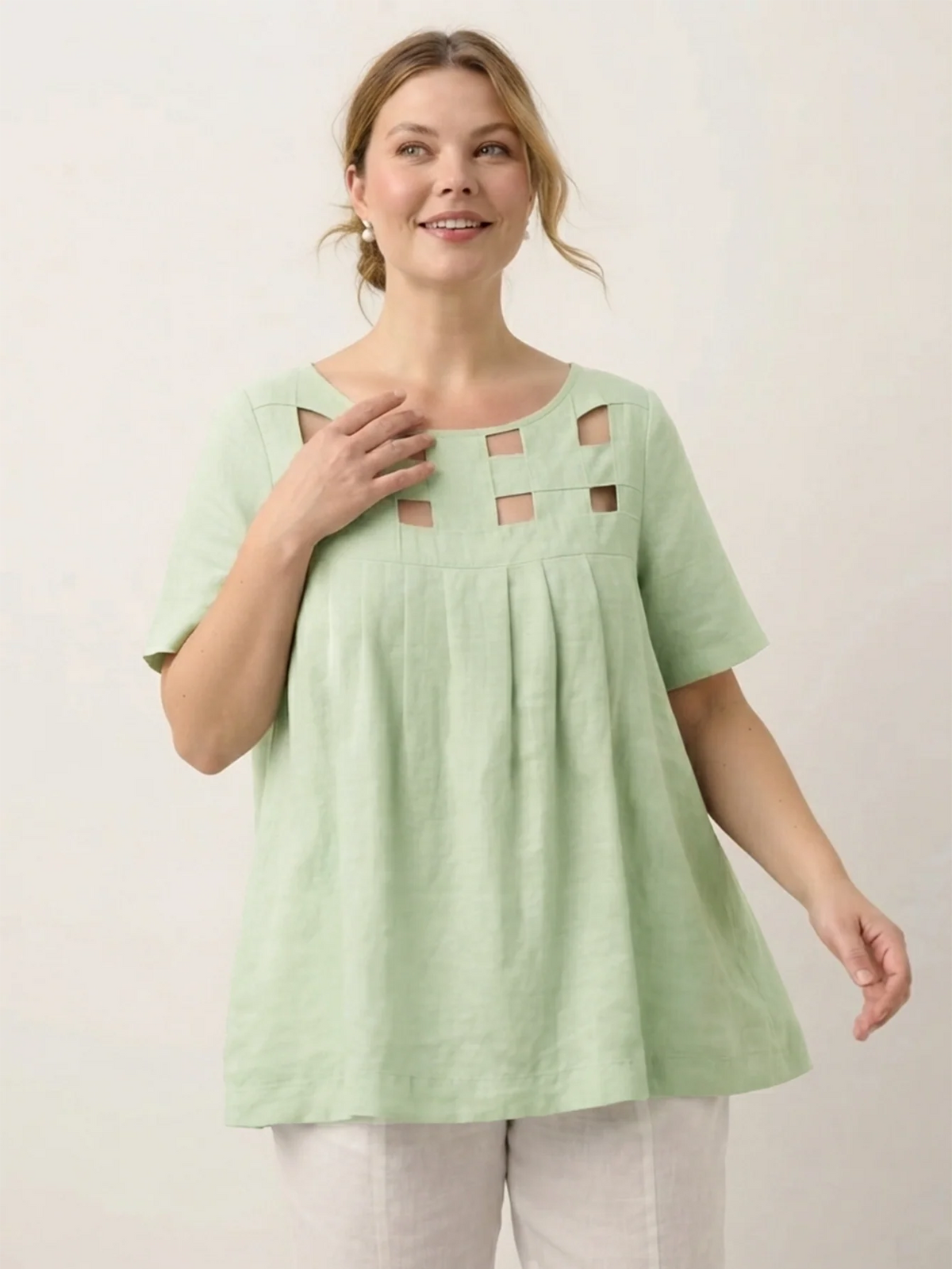 Larui Plus Size Women's Vacation Linen A-Line Top With Cutout Design