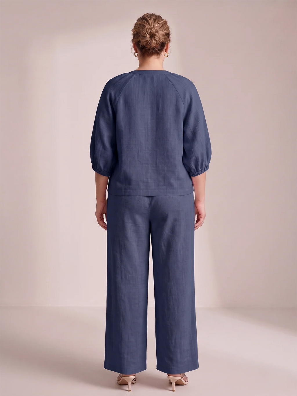 Larui Plus Size Women's Three-Quarter Sleeve Top and Pants Two-Piece Linen Set