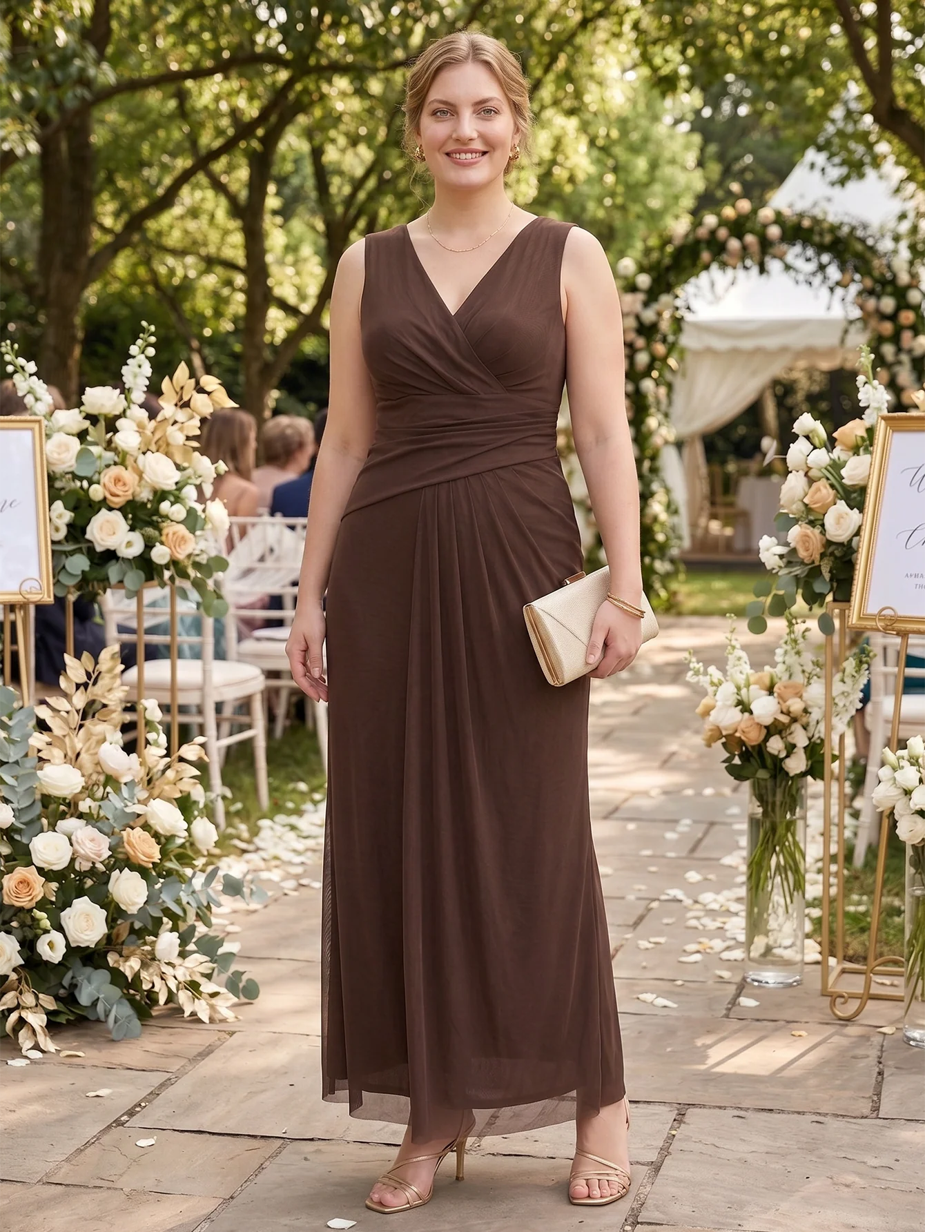 Larui Plus Size Evening Dress with Mesh Stretch Fit and Pleats