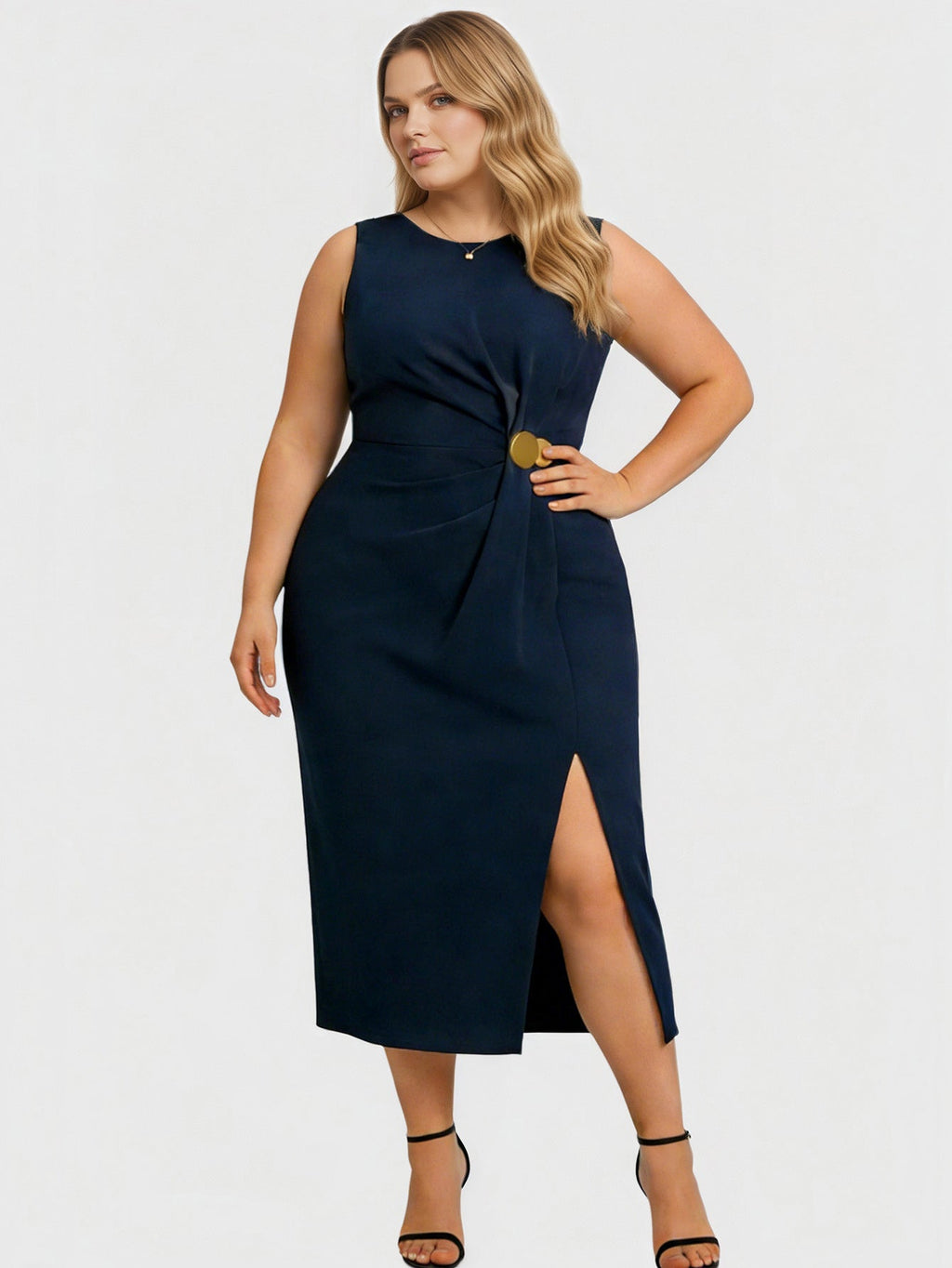 Larui Plus Size Women's Solid Crew Neck Sleeveless Dress