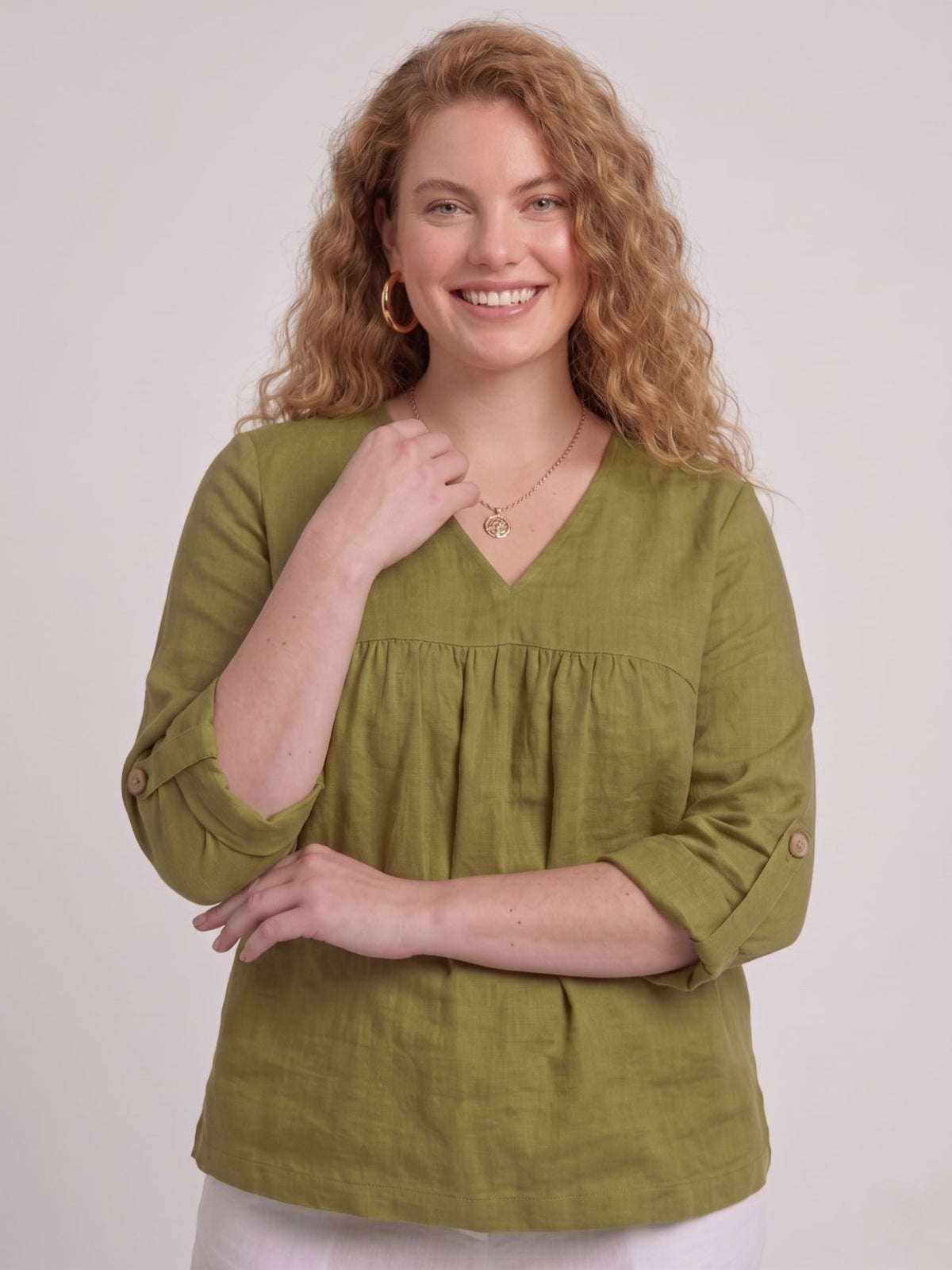 Larui Plus Size Women's Linen  V-Neck Pleated Blouse