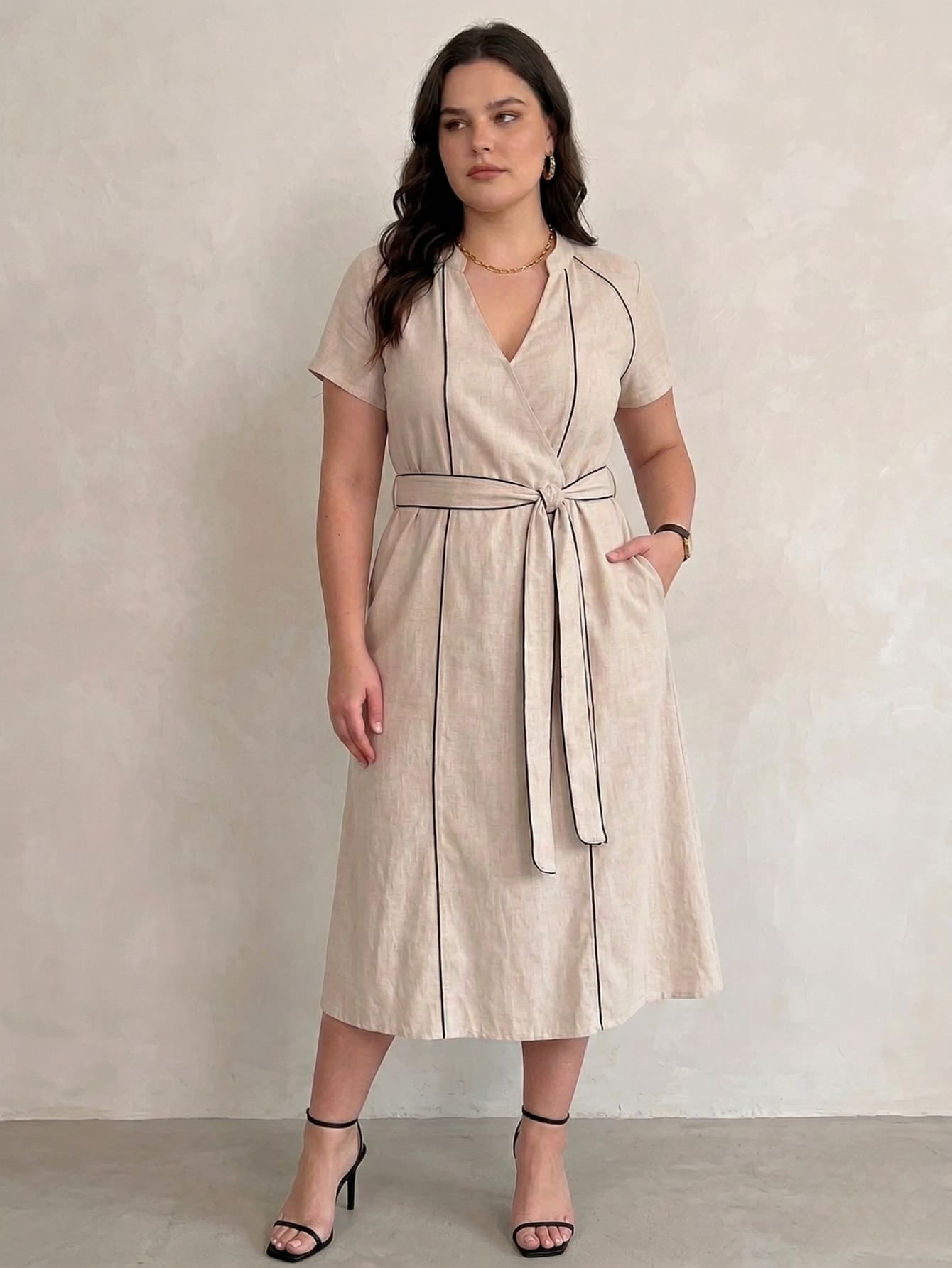 Larui Plus Size Women‘s Linen V Neck Dress With Belted