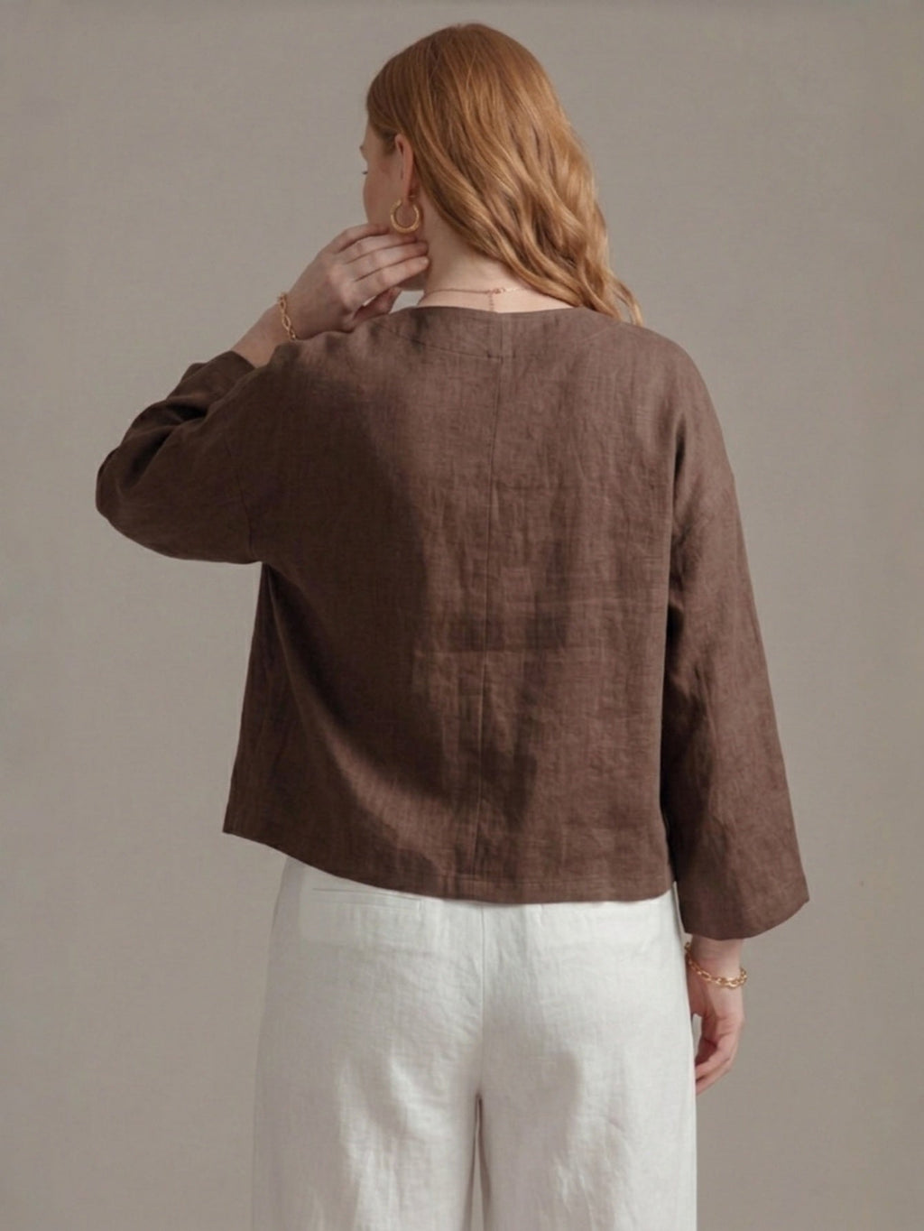 Larui Plus Size Women's Minimalist Linen Cropped Jacket