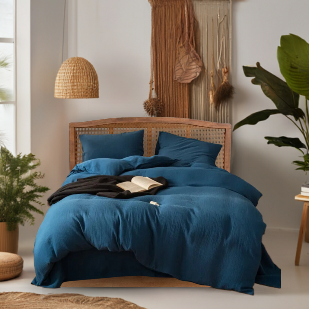 Grand Azure Linen Bedding Set