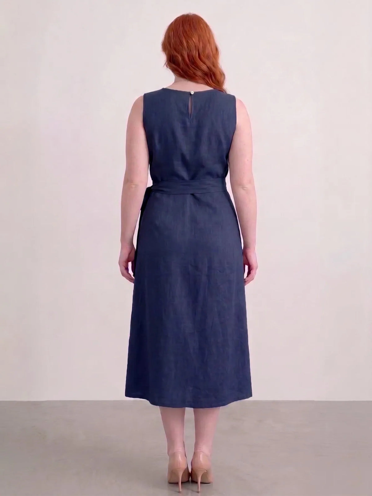 Larui Plus-Size Women's Linen Dress (with Side Ties)
