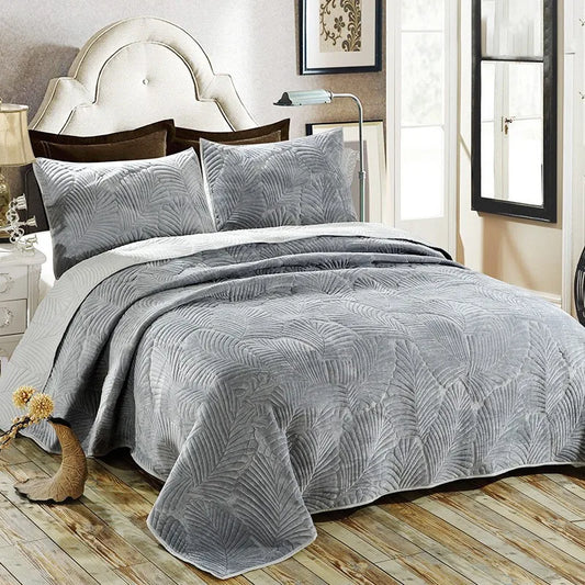 Slate Boho Leaf Quilted Fleece Bedspread Set